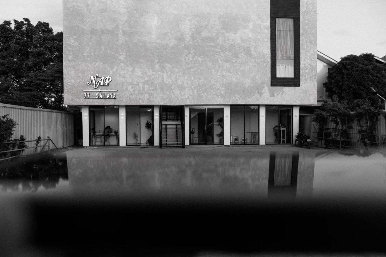 Hotel Nap77 Salaya Exterior foto